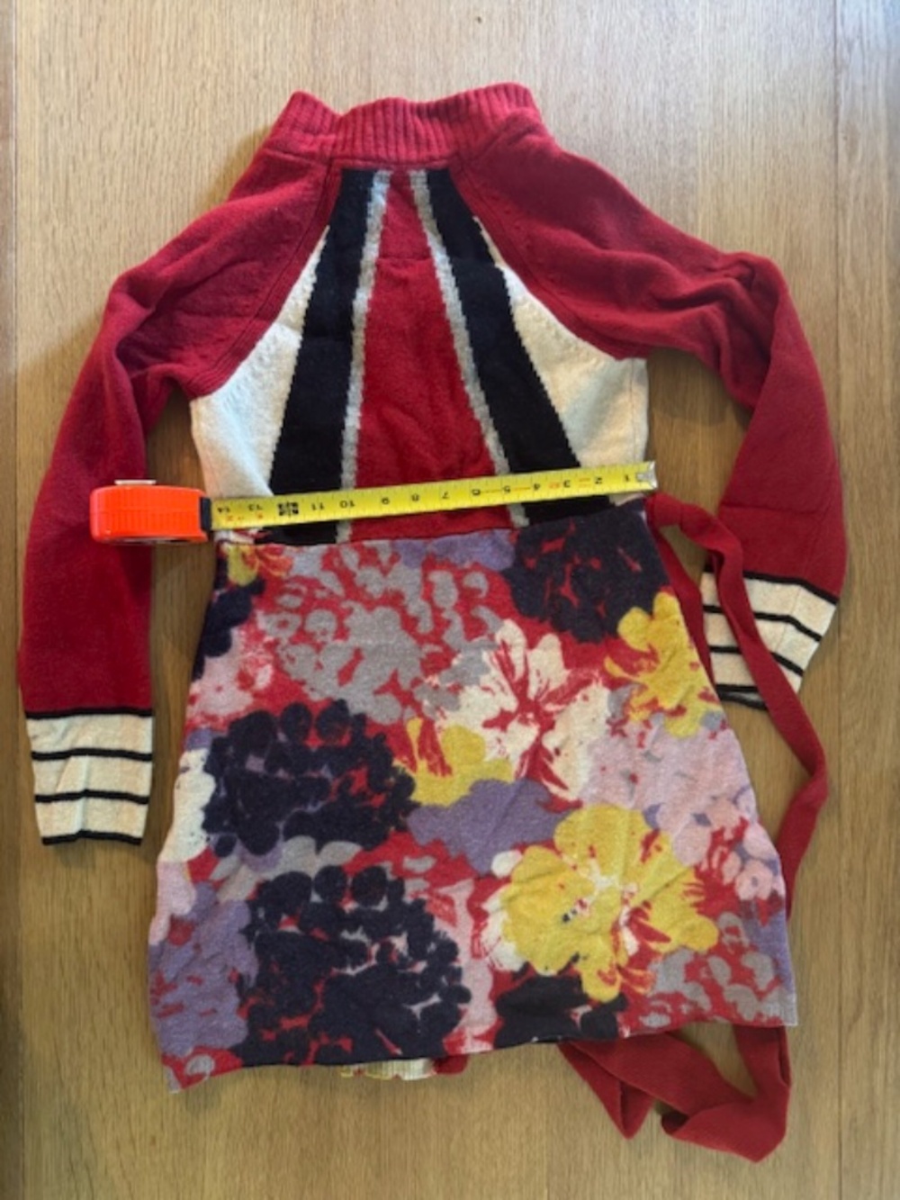 Anthropologie Sparrow Lambswool Red Floral Cardigan Dress Women’s Size M - Picture 4 of 7